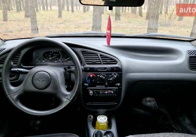 Дэу Ланос 2006 в Каменское - Днепродзержинск на Automoto.ua Зеленый Дэу Ланос, объемом двигателя 1.5 л и пробегом 278 тыс. км за 2750 $, фото 1 на Automoto.ua