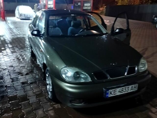 Зеленый Дэу Ланос, объемом двигателя 1.6 л и пробегом 250 тыс. км за 3000 $, фото 2 на Automoto.ua