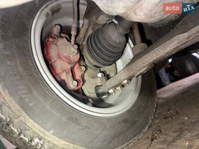 Зелений Деу Ланос, об'ємом двигуна 1.5 л та пробігом 301 тис. км за 3000 $, фото 22 на Automoto.ua