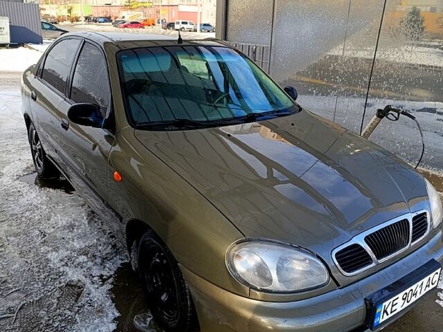 Дэу Ланос 2006 в Днепре (Днепропетровске) на Automoto.ua Зеленый Дэу Ланос, объемом двигателя 1.5 л и пробегом 200 тыс. км за 2600 $, фото 2 на Automoto.ua