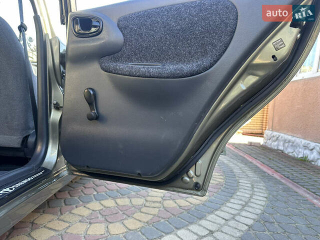 Зелений Деу Ланос, об'ємом двигуна 1.5 л та пробігом 333 тис. км за 2650 $, фото 23 на Automoto.ua