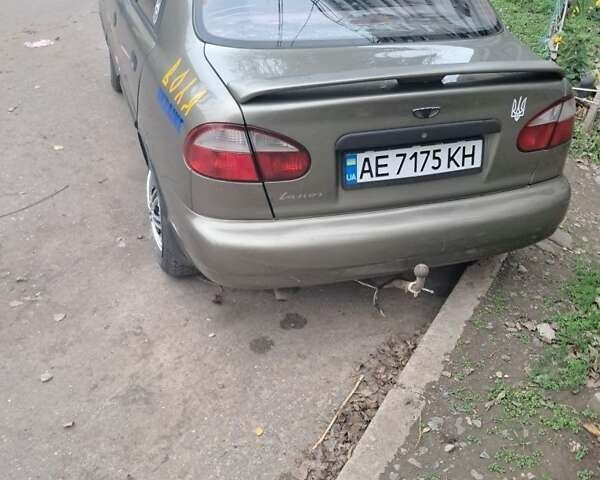 Зеленый Дэу Ланос, объемом двигателя 1.5 л и пробегом 255 тыс. км за 2100 $, фото 2 на Automoto.ua