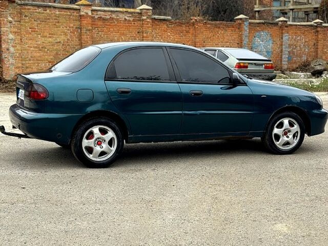 Зеленый Дэу Ланос, объемом двигателя 1.5 л и пробегом 190 тыс. км за 2200 $, фото 2 на Automoto.ua