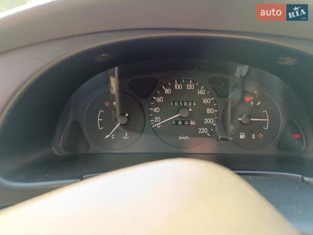 Деу Ланос 2006 у Тернополі на Automoto.ua Зелений Деу Ланос, об'ємом двигуна 1.5 л та пробігом 151 тис. км за 2250 $, фото 11 на Automoto.ua