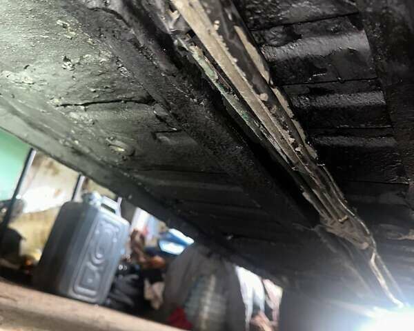 Зелений Деу Ланос, об'ємом двигуна 1.5 л та пробігом 301 тис. км за 3000 $, фото 24 на Automoto.ua