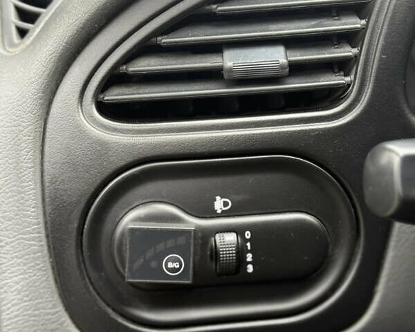 Зелений Деу Ланос, об'ємом двигуна 1.5 л та пробігом 136 тис. км за 3399 $, фото 12 на Automoto.ua