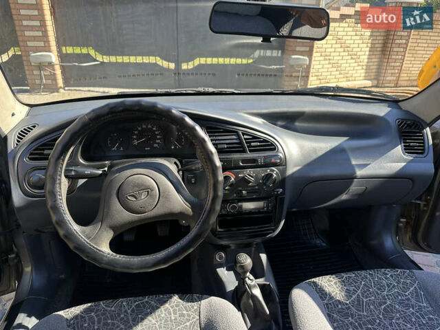 Зелений Деу Ланос, об'ємом двигуна 1.5 л та пробігом 333 тис. км за 2650 $, фото 31 на Automoto.ua