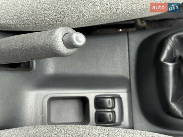 Зелений Деу Ланос, об'ємом двигуна 1.5 л та пробігом 136 тис. км за 3399 $, фото 21 на Automoto.ua