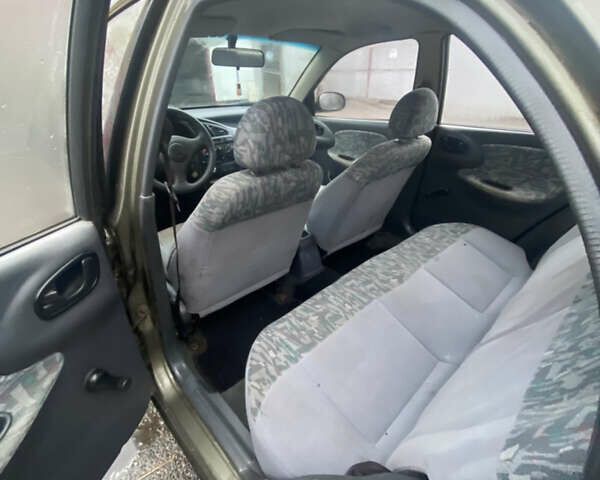 Зелений Деу Ланос, об'ємом двигуна 1.5 л та пробігом 260 тис. км за 1650 $, фото 6 на Automoto.ua