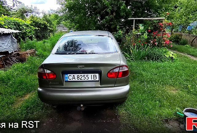 Зеленый Дэу Ланос, объемом двигателя 1.4 л и пробегом 366 тыс. км за 2100 $, фото 3 на Automoto.ua