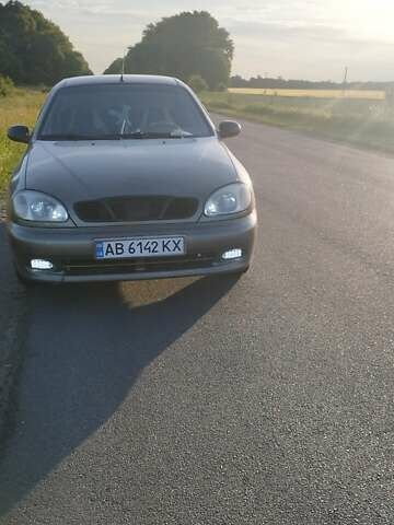 Зелений Деу Ланос, об'ємом двигуна 1.5 л та пробігом 225 тис. км за 2372 $, фото 3 на Automoto.ua