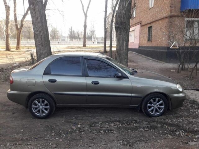 Зеленый Дэу Ланос, объемом двигателя 1.5 л и пробегом 2 тыс. км за 3000 $, фото 3 на Automoto.ua