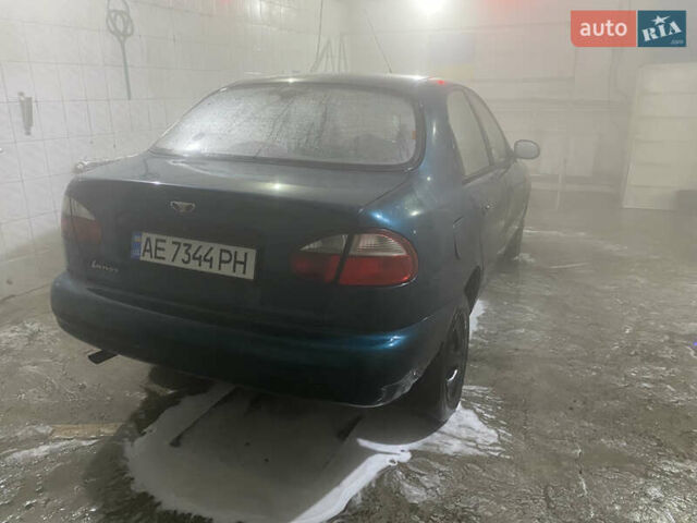 Зеленый Дэу Ланос, объемом двигателя 1.6 л и пробегом 150 тыс. км за 1500 $, фото 3 на Automoto.ua