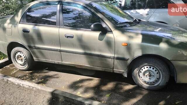 Зеленый Дэу Ланос, объемом двигателя 1.39 л и пробегом 118 тыс. км за 2000 $, фото 1 на Automoto.ua