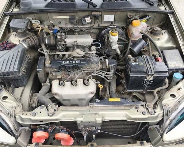 Зеленый Дэу Ланос, объемом двигателя 1.5 л и пробегом 164 тыс. км за 3200 $, фото 7 на Automoto.ua