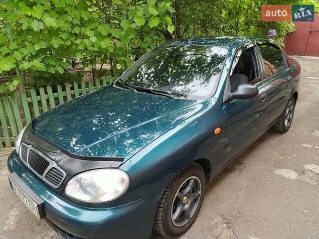 Зелений Деу Ланос, об'ємом двигуна 1 л та пробігом 220 тис. км за 2700 $, фото 1 на Automoto.ua