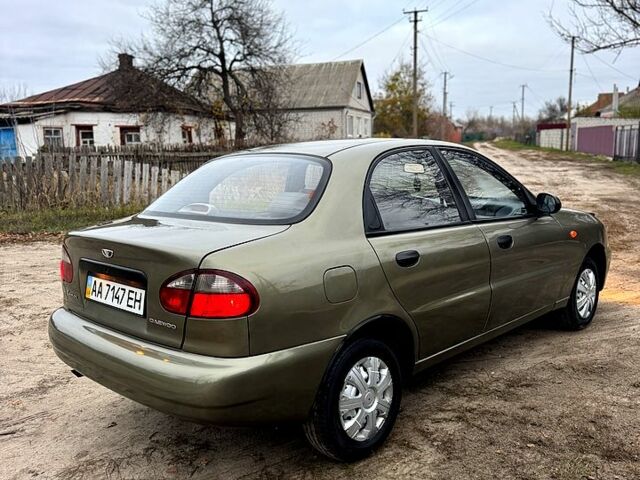 Зеленый Дэу Ланос, объемом двигателя 1.5 л и пробегом 0 тыс. км за 2350 $, фото 3 на Automoto.ua