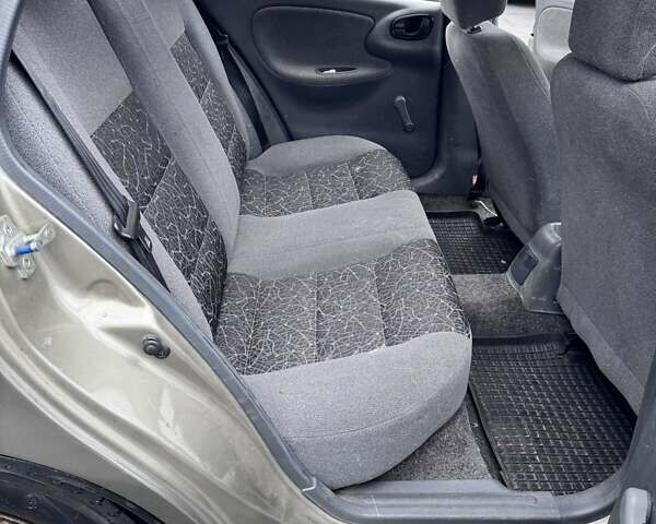 Зеленый Дэу Ланос, объемом двигателя 1.5 л и пробегом 164 тыс. км за 2200 $, фото 5 на Automoto.ua