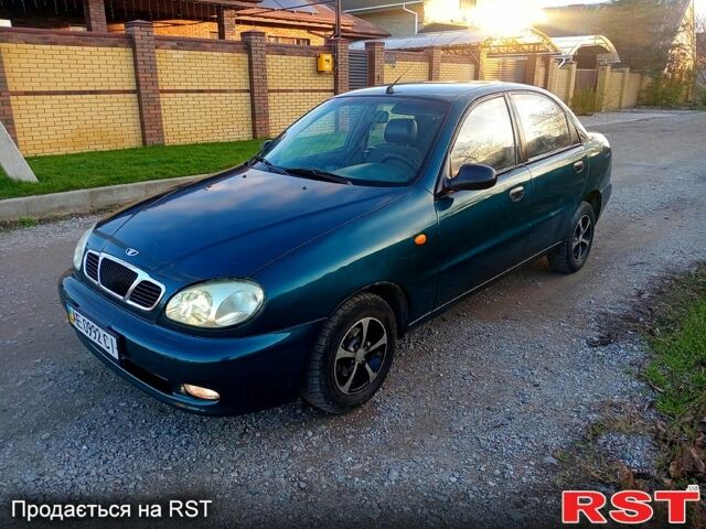 Зелений Деу Ланос, об'ємом двигуна 1.4 л та пробігом 180 тис. км за 2000 $, фото 2 на Automoto.ua