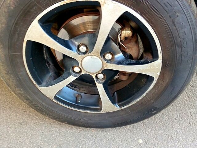 Зелений Деу Ланос, об'ємом двигуна 1.4 л та пробігом 180 тис. км за 2000 $, фото 3 на Automoto.ua