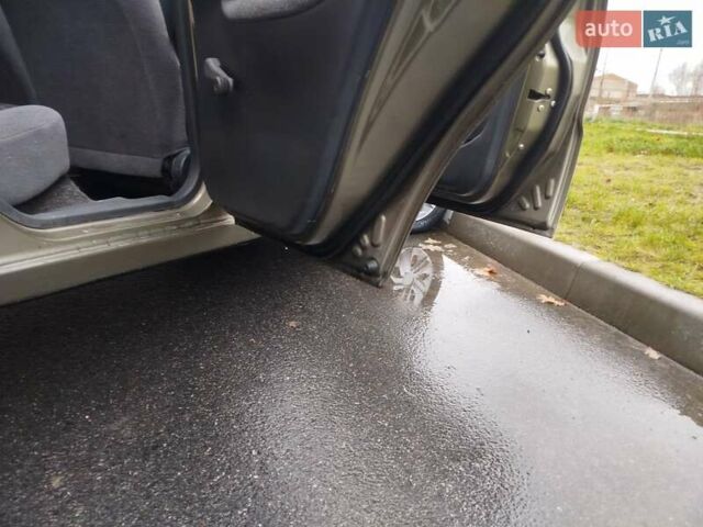 Зеленый Дэу Ланос, объемом двигателя 1.5 л и пробегом 164 тыс. км за 2850 $, фото 11 на Automoto.ua