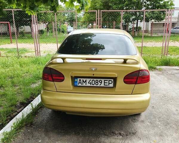 Зеленый Дэу Ланос, объемом двигателя 1.5 л и пробегом 211 тыс. км за 1900 $, фото 5 на Automoto.ua