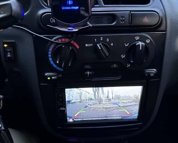 Зелений Деу Ланос, об'ємом двигуна 1.5 л та пробігом 304 тис. км за 2400 $, фото 14 на Automoto.ua