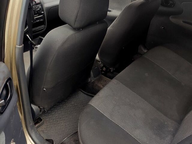 Зеленый Дэу Ланос, объемом двигателя 1.5 л и пробегом 187 тыс. км за 1400 $, фото 7 на Automoto.ua