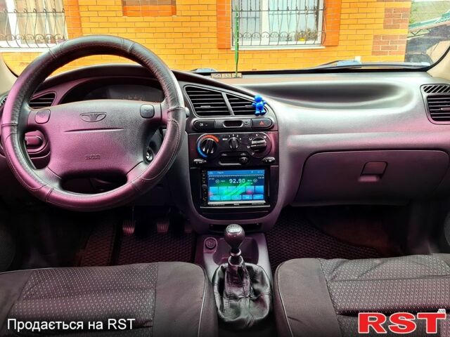 Зеленый Дэу Ланос, объемом двигателя 1.6 л и пробегом 225 тыс. км за 2800 $, фото 6 на Automoto.ua