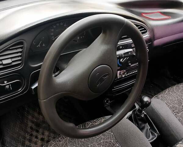 Зелений Деу Ланос, об'ємом двигуна 1.5 л та пробігом 327 тис. км за 1700 $, фото 5 на Automoto.ua