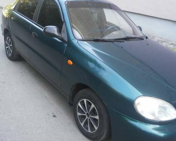 Зелений Деу Ланос, об'ємом двигуна 1.5 л та пробігом 284 тис. км за 1700 $, фото 4 на Automoto.ua