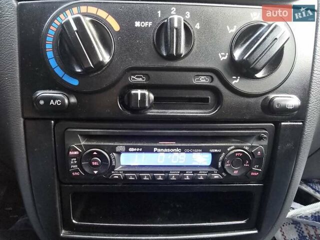 Зелений Деу Ланос, об'ємом двигуна 1.6 л та пробігом 133 тис. км за 2900 $, фото 9 на Automoto.ua