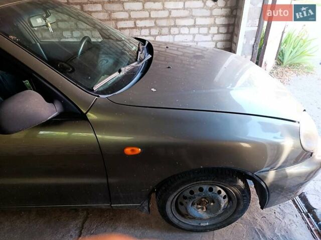 Зеленый Дэу Ланос, объемом двигателя 1.5 л и пробегом 280 тыс. км за 2100 $, фото 1 на Automoto.ua