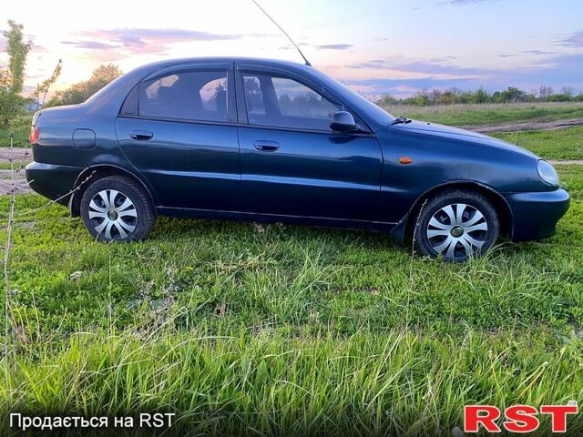Зелений Деу Ланос, об'ємом двигуна 1.6 л та пробігом 0 тис. км за 2000 $, фото 5 на Automoto.ua