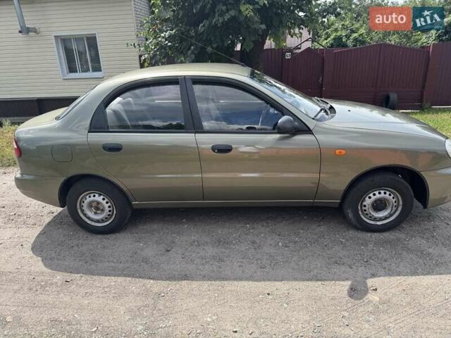 Зеленый Дэу Ланос, объемом двигателя 1.5 л и пробегом 232 тыс. км за 2650 $, фото 3 на Automoto.ua