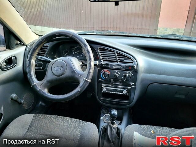 Зеленый Дэу Ланос, объемом двигателя 1.5 л и пробегом 180 тыс. км за 1500 $, фото 3 на Automoto.ua