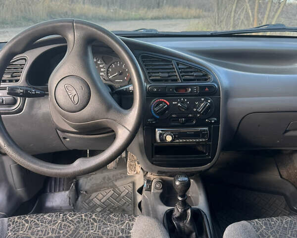 Зелений Деу Ланос, об'ємом двигуна 1.5 л та пробігом 250 тис. км за 2900 $, фото 10 на Automoto.ua