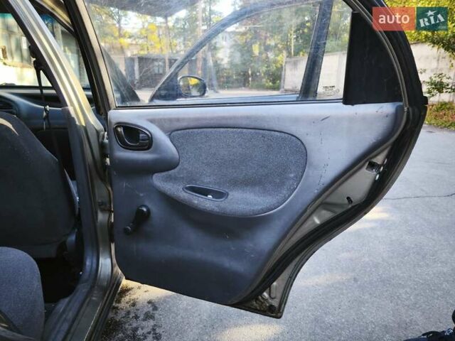 Зеленый Дэу Ланос, объемом двигателя 1.6 л и пробегом 375 тыс. км за 1800 $, фото 11 на Automoto.ua