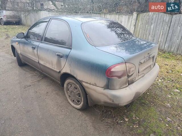 Зеленый Дэу Ланос, объемом двигателя 1.6 л и пробегом 195 тыс. км за 2952 $, фото 3 на Automoto.ua