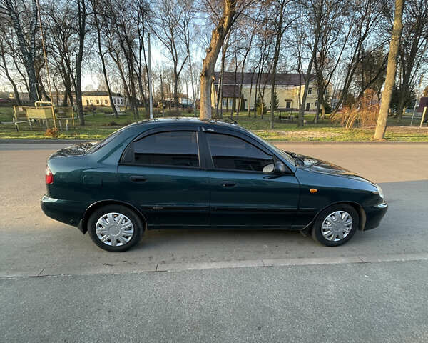 Зелений Деу Ланос, об'ємом двигуна 1.6 л та пробігом 386 тис. км за 2600 $, фото 3 на Automoto.ua