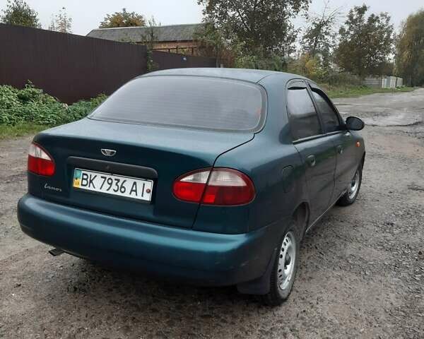 Зеленый Дэу Ланос, объемом двигателя 1.5 л и пробегом 102 тыс. км за 2700 $, фото 3 на Automoto.ua