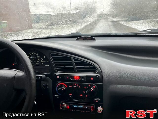 Зелений Деу Ланос, об'ємом двигуна 1.4 л та пробігом 225 тис. км за 2700 $, фото 2 на Automoto.ua