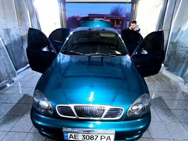 Зеленый Дэу Ланос, объемом двигателя 1.5 л и пробегом 225 тыс. км за 3300 $, фото 6 на Automoto.ua