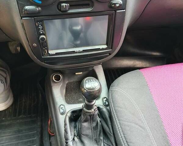 Зеленый Дэу Ланос, объемом двигателя 1.5 л и пробегом 211 тыс. км за 1900 $, фото 7 на Automoto.ua