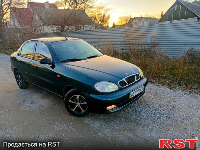 Зелений Деу Ланос, об'ємом двигуна 1.4 л та пробігом 180 тис. км за 2000 $, фото 1 на Automoto.ua