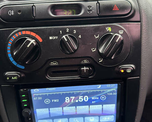 Зеленый Дэу Ланос, объемом двигателя 1.6 л и пробегом 225 тыс. км за 2600 $, фото 17 на Automoto.ua