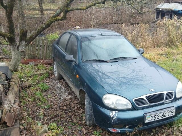 Зелений Деу Ланос, об'ємом двигуна 1.5 л та пробігом 100 тис. км за 1200 $, фото 1 на Automoto.ua
