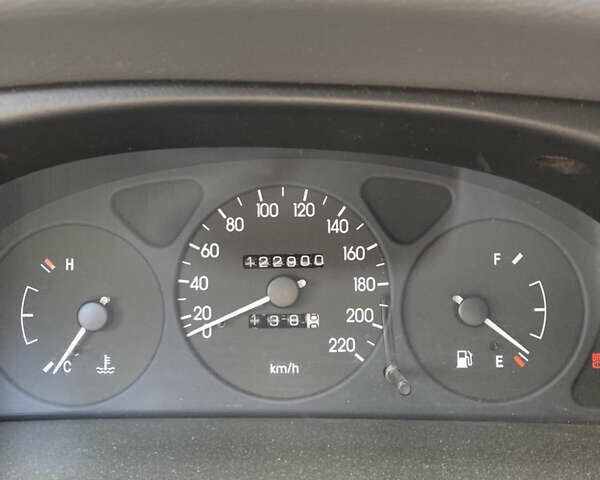 Деу Ланос 2007 у Новомосковске на Automoto.ua Зелений Деу Ланос, об'ємом двигуна 1.5 л та пробігом 123 тис. км за 3200 $, фото 7 на Automoto.ua