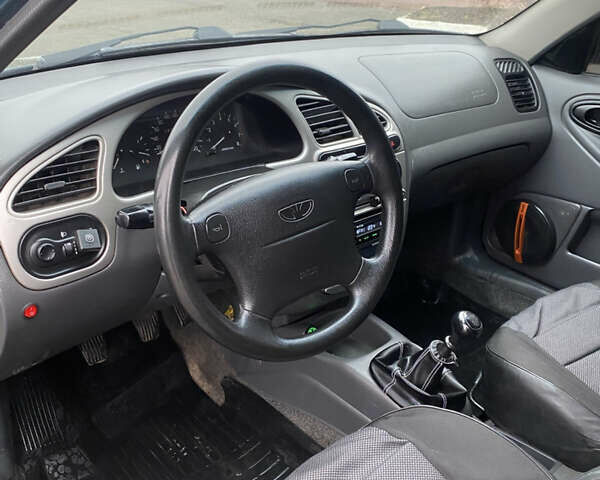 Зеленый Дэу Ланос, объемом двигателя 1.6 л и пробегом 290 тыс. км за 1499 $, фото 5 на Automoto.ua