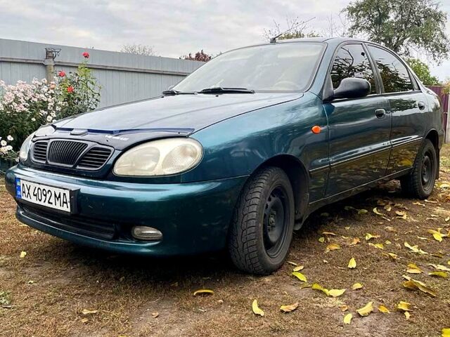 Зеленый Дэу Ланос, объемом двигателя 1.4 л и пробегом 316 тыс. км за 1200 $, фото 2 на Automoto.ua